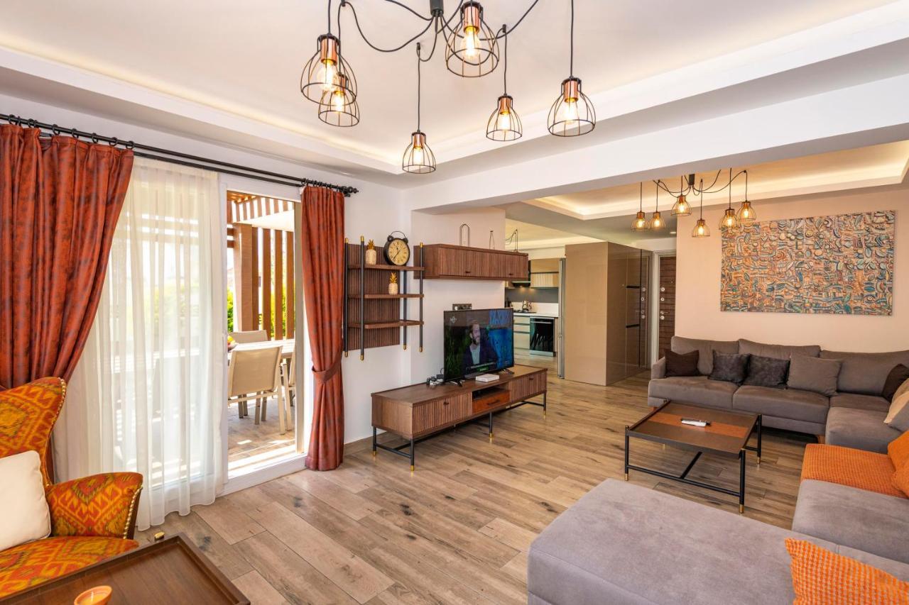 4 Beds, Luxury Holiday Villa In Hisaroenue Oeluedeniz Villa Mia 페티예 외부 사진